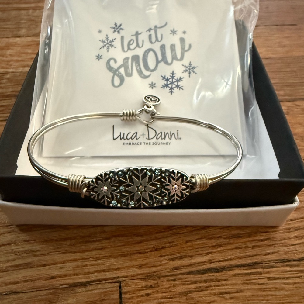 Luca + Danni Snowflake Bangle